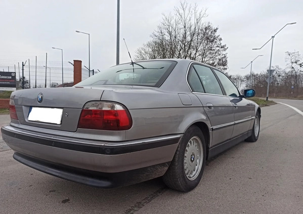 BMW Seria 7 cena 13900 przebieg: 310000, rok produkcji 1996 z Elbląg małe 92